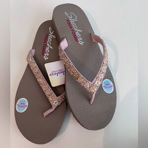 Skechers Yoga Foam Flip Flops